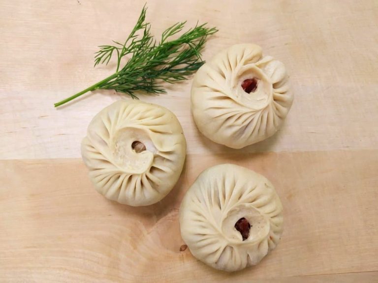 Буузы свежеслепленные